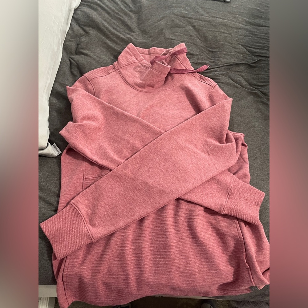 LL bean super soft pull over. Never worn size medium